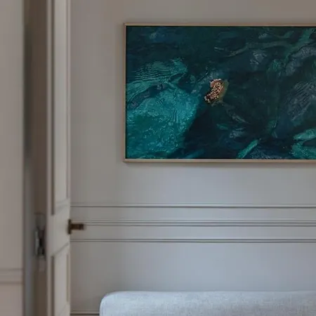 A Mini-suite For 2, In A Setting Appartamento Parigi